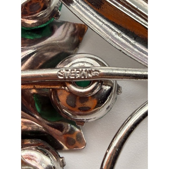 Vintage Sterling Silver Emerald Green Rhinestone Flower Floral Brooch Pin 2.75in - Picture 5 of 5